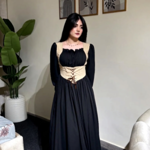 Vintage-Inspired Maxi Dress
